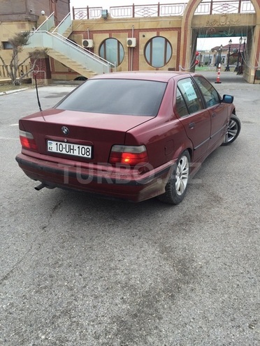 BMW 318 1995, 39,000 km - 1.6 л - Sumqayıt