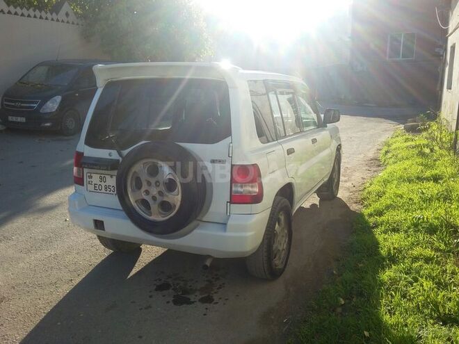 Mitsubishi Pajero io 1999, 250,000 km - 1.8 l - Bakı
