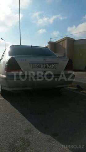 Mercedes C 220 2000, 243,000 km - 2.2 л - Bakı