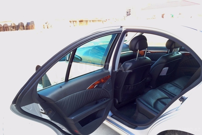 Mercedes E 320 2004, 179,000 km - 3.2 л - Bakı