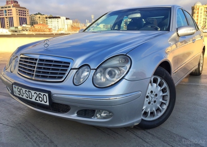 Mercedes E 320 2004, 179,000 km - 3.2 л - Bakı