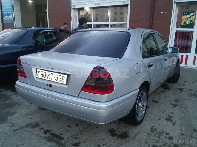Mercedes C 200 1994, 380,500 km - 2.1 л - Şirvan