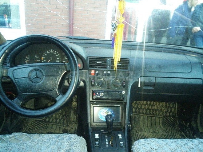 Mercedes C 200 1994, 380,500 km - 2.1 л - Şirvan