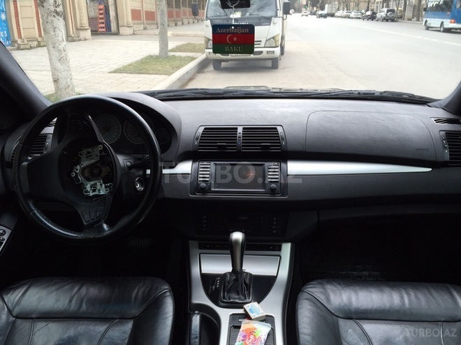 BMW X5 2000, 235,000 km - 4.4 l - Gəncə