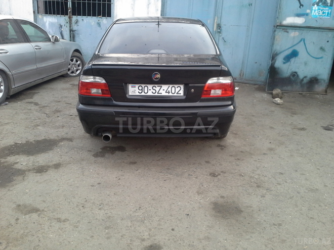 BMW 528 1999, 230,000 km - 2.8 l - Bakı