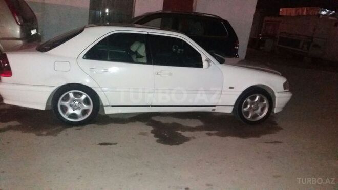 Mercedes C 240 1998, 321,000 km - 2.4 л - Bakı