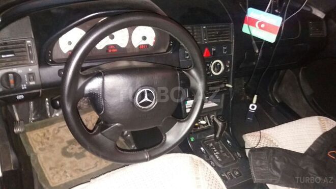 Mercedes C 240 1998, 321,000 km - 2.4 л - Bakı