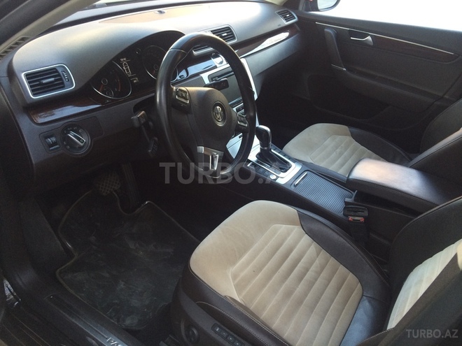 Volkswagen Passat 2012, 84,440 km - 1.8 l - Bakı