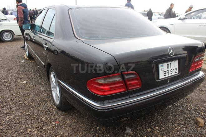 Mercedes E 320 1998, 300,000 km - 3.2 л - Bakı