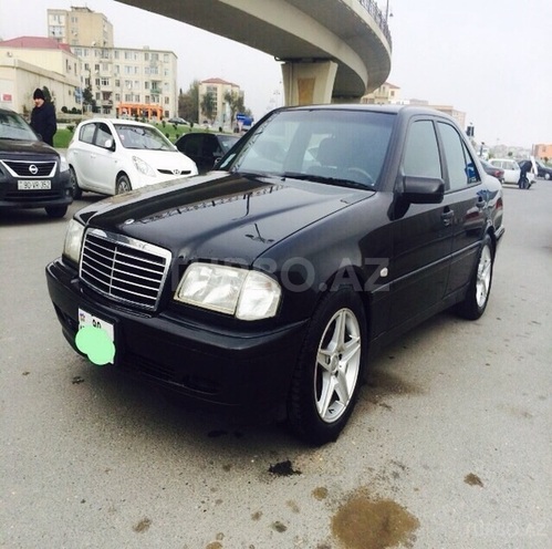Mercedes C 200 1998, 180,000 km - 2.0 л - Bakı