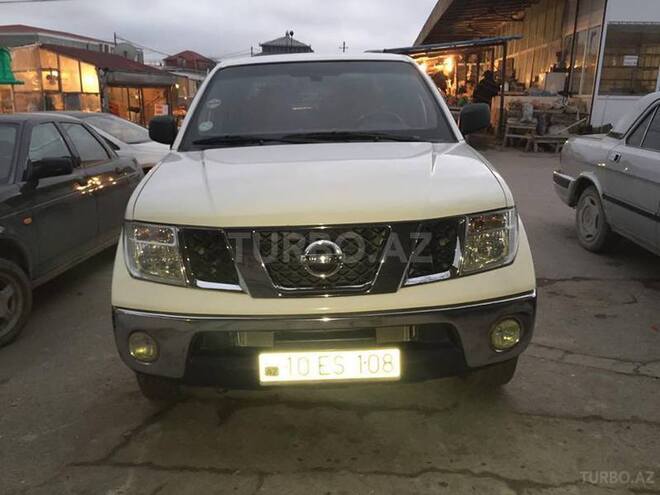 Nissan Navara 2011, 81,000 km - 2.5 l - Bakı