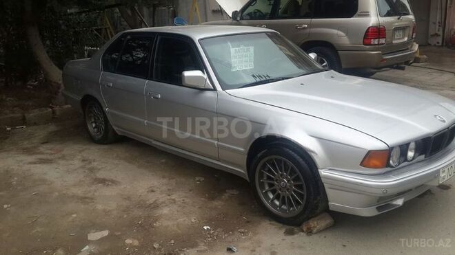 BMW 740 1992, 286,700 km - 4.0 l - Bakı