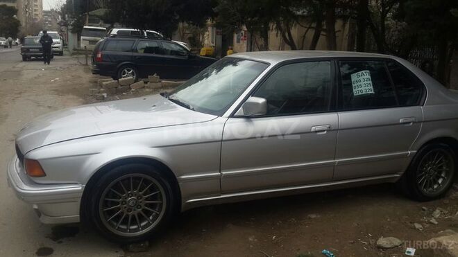 BMW 740 1992, 286,700 km - 4.0 l - Bakı