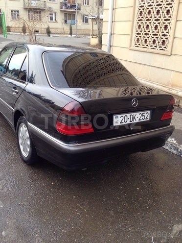 Mercedes C 180 1999, 200,000 km - 1.8 l - Gəncə