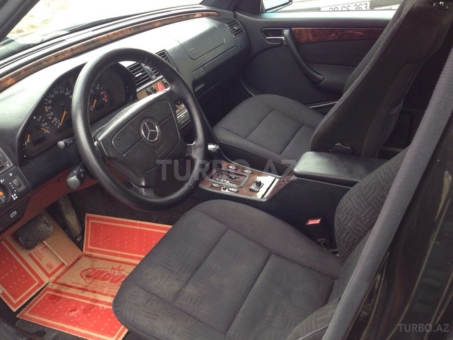 Mercedes C 180 1999, 200,000 km - 1.8 l - Gəncə