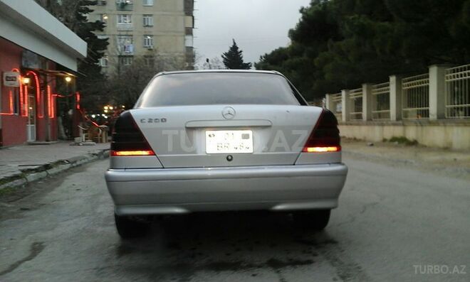 Mercedes C 220 1993, 200,050 km - 2.2 l - Bakı
