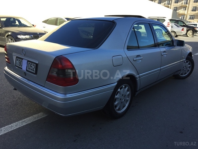 Mercedes C 180 1997, 327,000 km - 1.8 l - Bakı