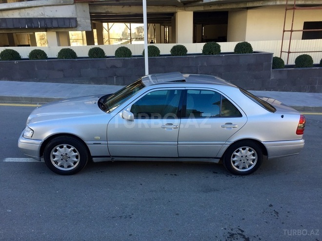 Mercedes C 180 1997, 327,000 km - 1.8 l - Bakı