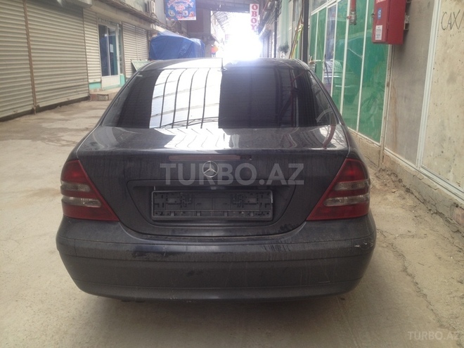 Mercedes C 220 2000, 513,000 km - 2.2 л - Bakı