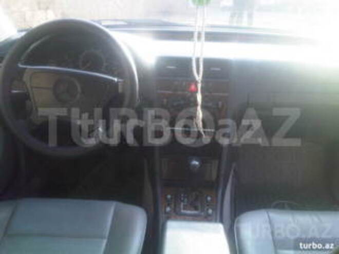 Mercedes C 230 1999, 165,000 km - 2.3 l - Siyəzən