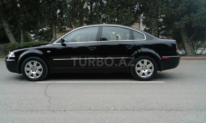 Volkswagen Passat 2002, 125,000 km - 1.8 l - Sumqayıt