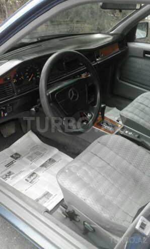 Mercedes 190 1993, 165,000 km - 2.0 l - Sumqayıt
