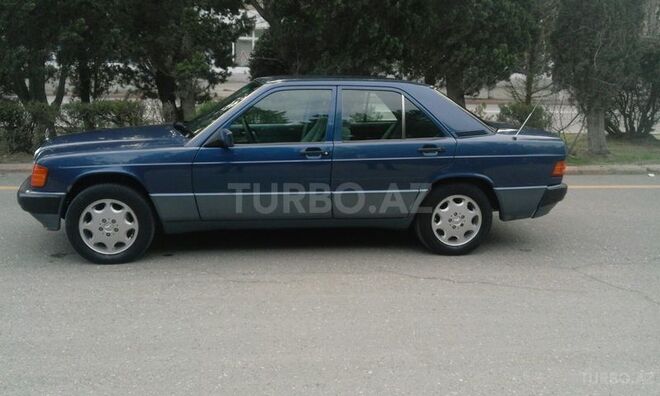 Mercedes 190 1993, 165,000 km - 2.0 l - Sumqayıt