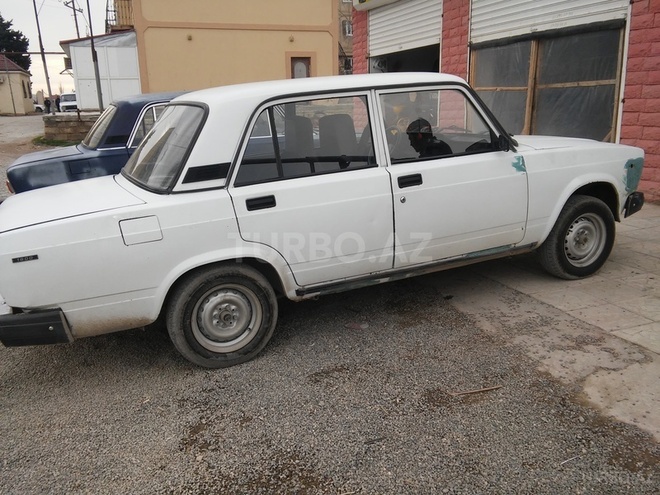LADA (VAZ) 2107 2005, 770,000 km - 1.6 л - Bakı