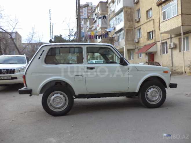LADA (VAZ) Niva 2015, 1,000 km - 1.7 л - Bakı