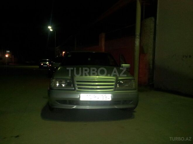Mercedes C 180 1995, 270,000 km - 1.8 l - Bakı