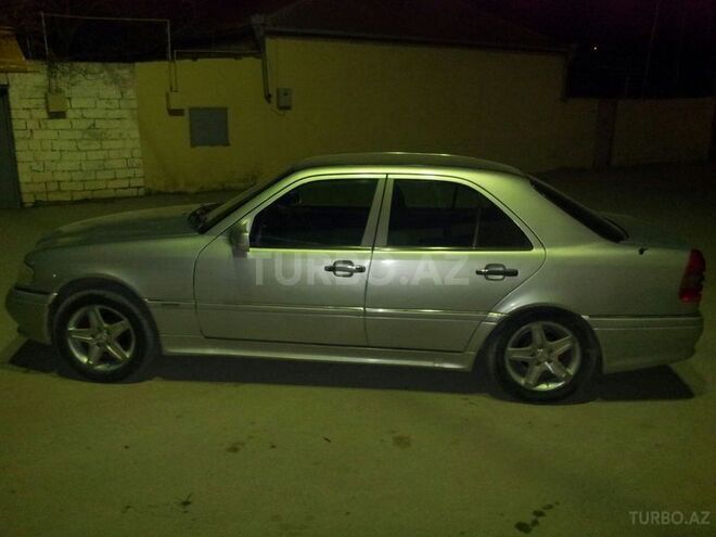 Mercedes C 180 1995, 270,000 km - 1.8 l - Bakı