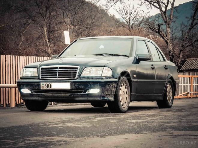 Mercedes C 200 1998, 200,000 km - 2.0 л - Zaqatala