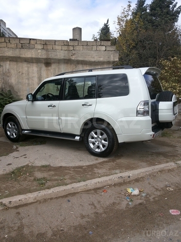 Mitsubishi Pajero 2011, 78,000 km - 3.5 л - Bakı