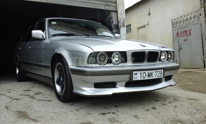 BMW 520 1991, 285,000 km - 2.0 l - Bakı