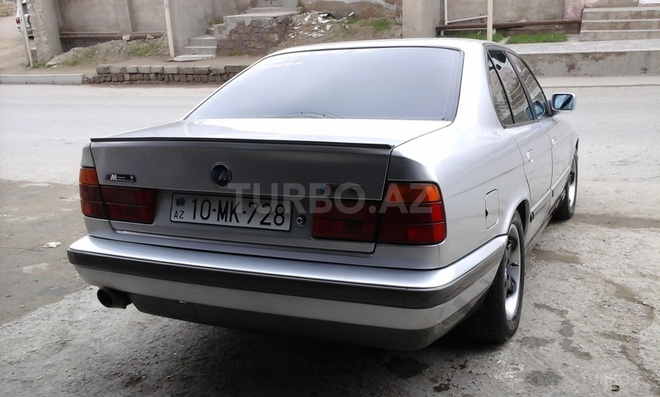 BMW 520 1991, 285,000 km - 2.0 l - Bakı