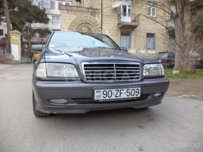 Mercedes C 180 1999, 271,000 km - 1.8 l - Bakı
