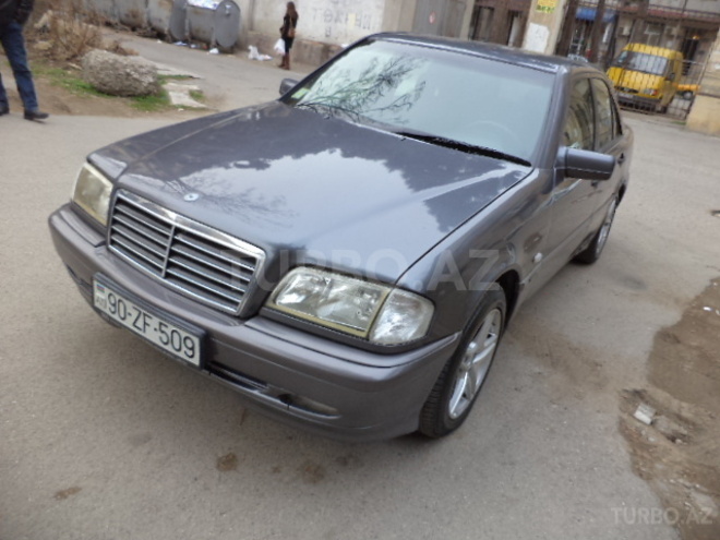 Mercedes C 180 1999, 271,000 km - 1.8 l - Bakı