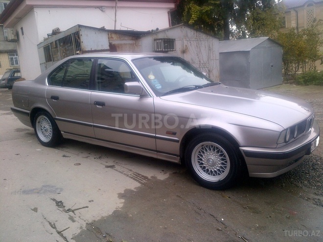 BMW 520 1994, 357,000 km - 2.0 l - Bakı