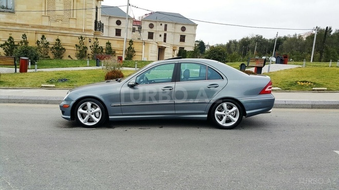 Mercedes C 200 2005, 200,006 km - 2.0 л - Bakı