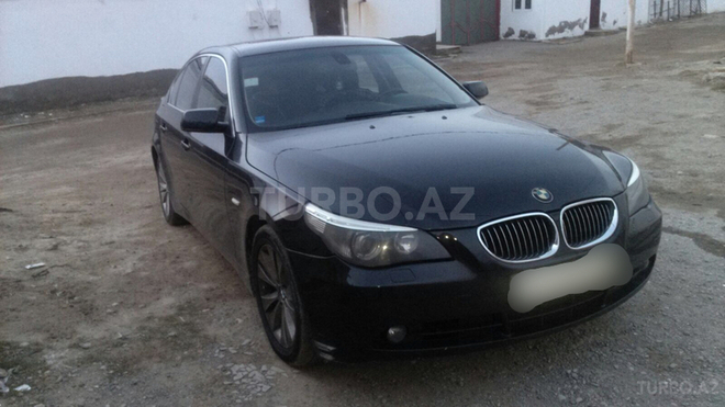 BMW 525 2004, 270,000 km - 2.5 л - Bakı