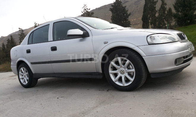 Opel Astra 2000, 246,000 km - 1.8 l - Bakı