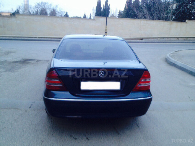 Mercedes C 240 2000, 207,000 km - 2.4 l - Bakı
