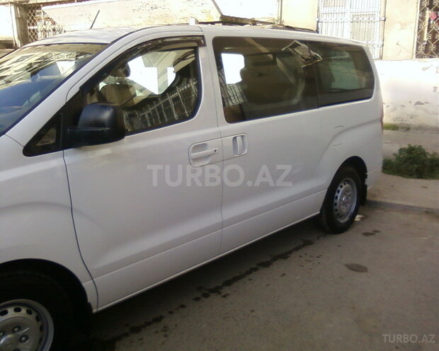 Hyundai H-1 2013, 65,500 km - 2.5 л - Bakı