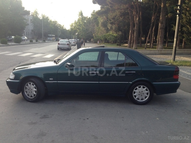 Mercedes C 180 1998, 261,000 km - 1.8 l - Bakı