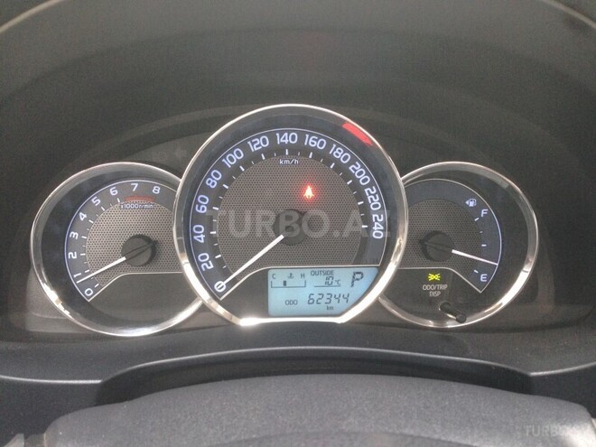Toyota Corolla 2014, 60,000 km - 1.6 l - Bakı