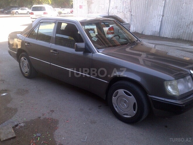 Mercedes E 230 1991, 167,000 km - 2.3 л - Bakı