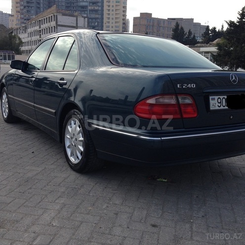 Mercedes E 240 2000, 221,000 km - 2.6 l - Bakı