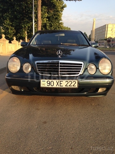 Mercedes E 240 2000, 221,000 km - 2.6 l - Bakı