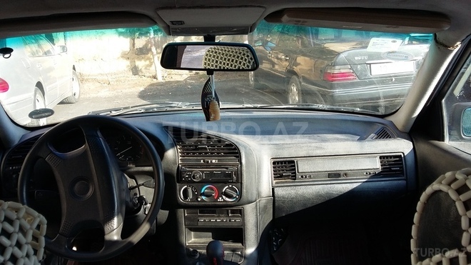 BMW 316 1994, 290,000 km - 1.6 l - Bakı
