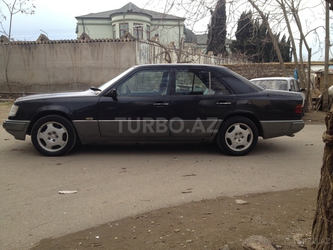 Mercedes E 250 1991, 500,000 km - 2.5 l - Bakı
